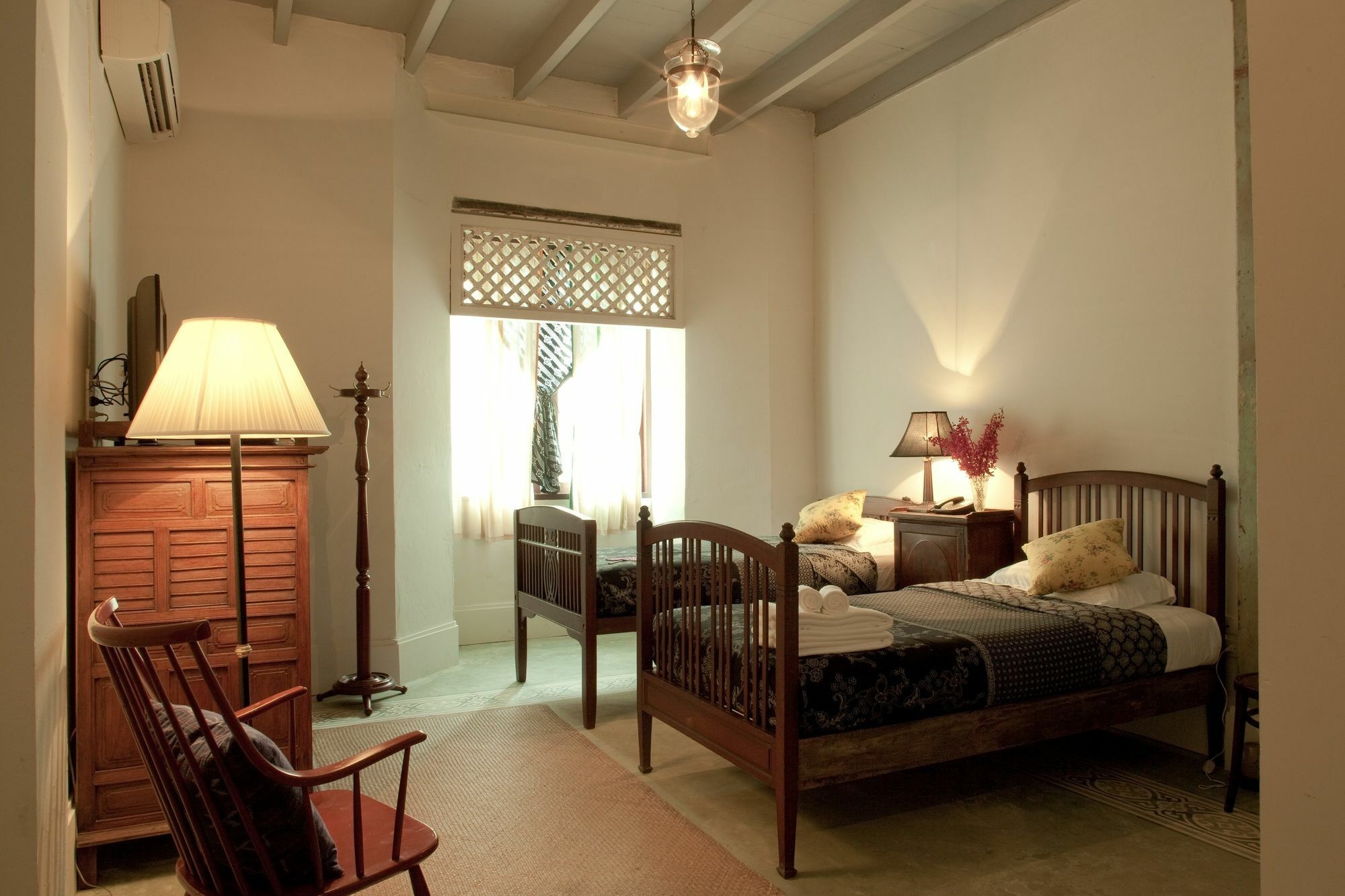 The Asadang Bed And Breakfast Bangkok Buitenkant foto