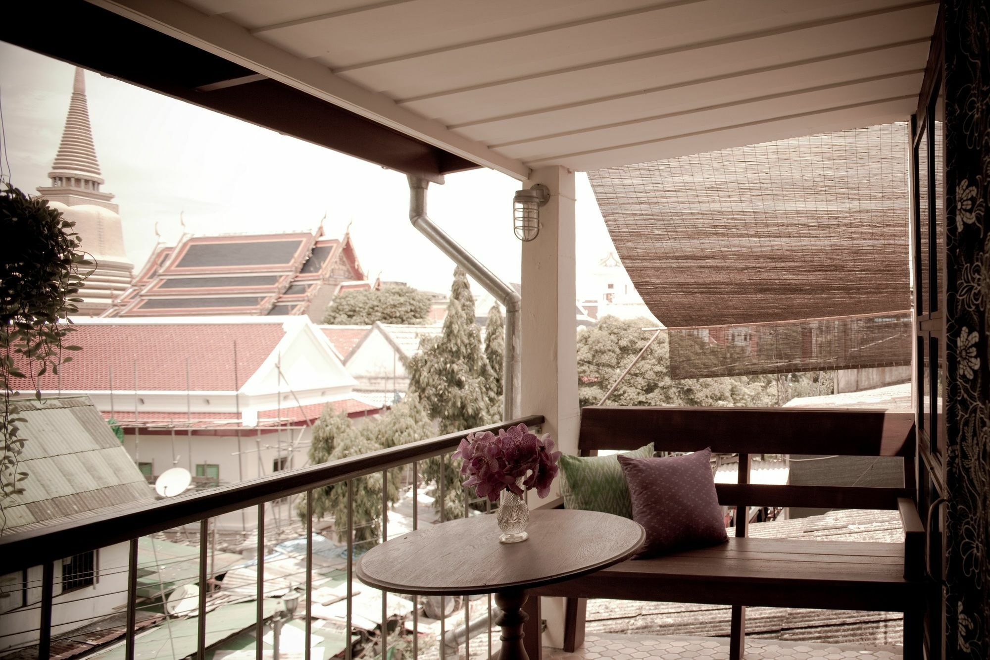 The Asadang Bed And Breakfast Bangkok Buitenkant foto
